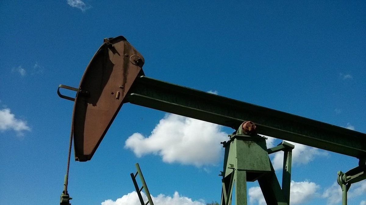 Hiába adhatja el az olajat, Venezuela nem kap érte pénzt