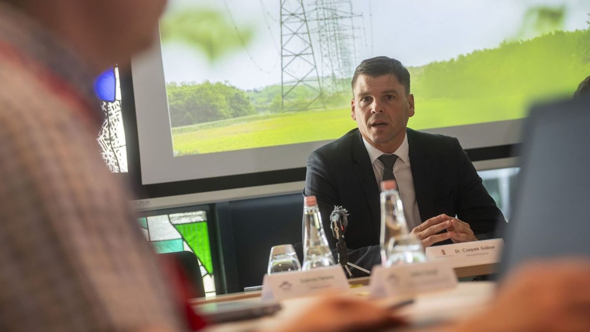 Ukrajna terve a Tisza támogatása, az energiabiztonság és rezsivédelem gyengítésével