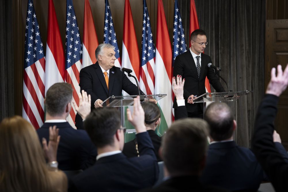 Orbán Viktor miniszterelnök és Szijjártó Péter külügyminiszter