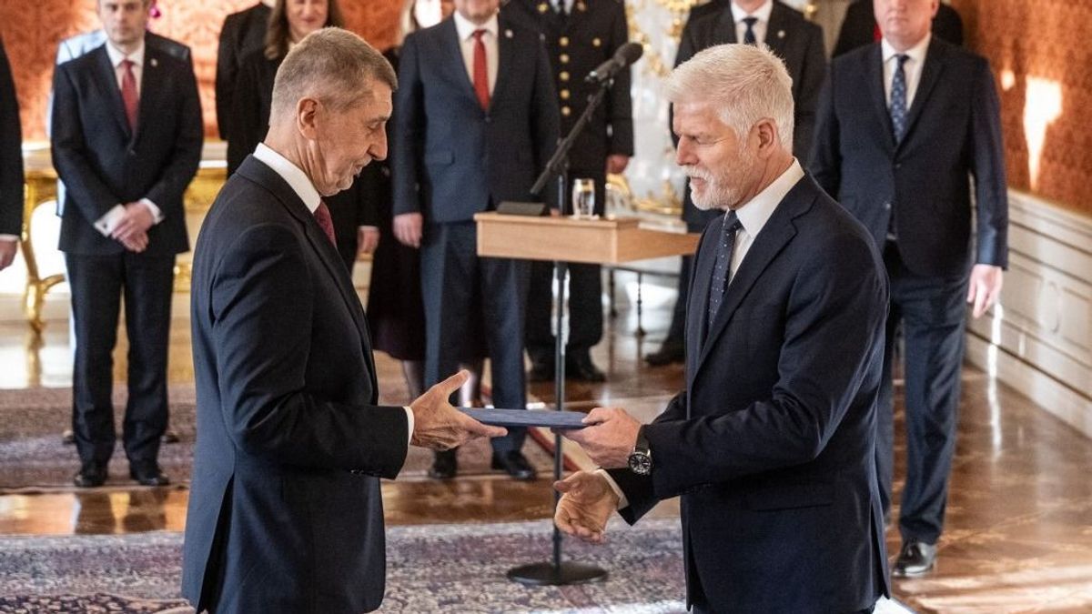 Elbukott a Babis-kormány elleni bizalmatlansági indítvány