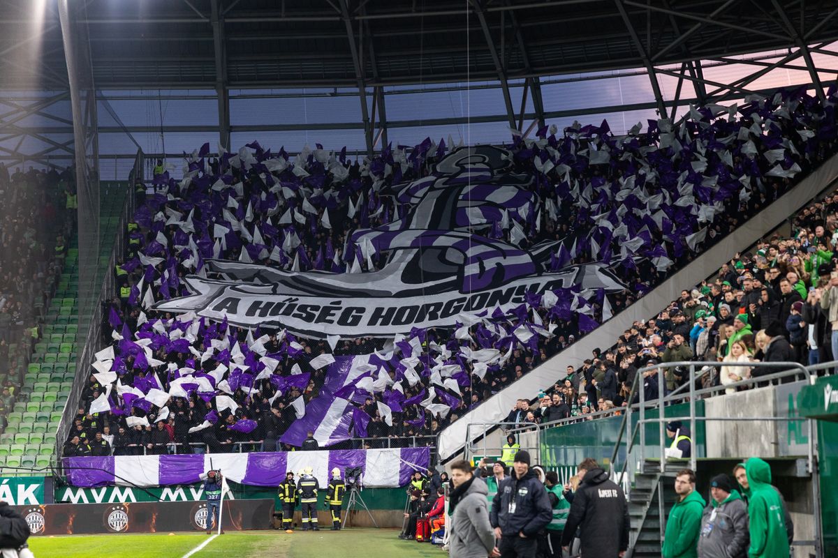 Az Újpest szurkolóin ezúttal sem múlt semmi: koreográfia és rengeteg zászló az FTC elleni derbin