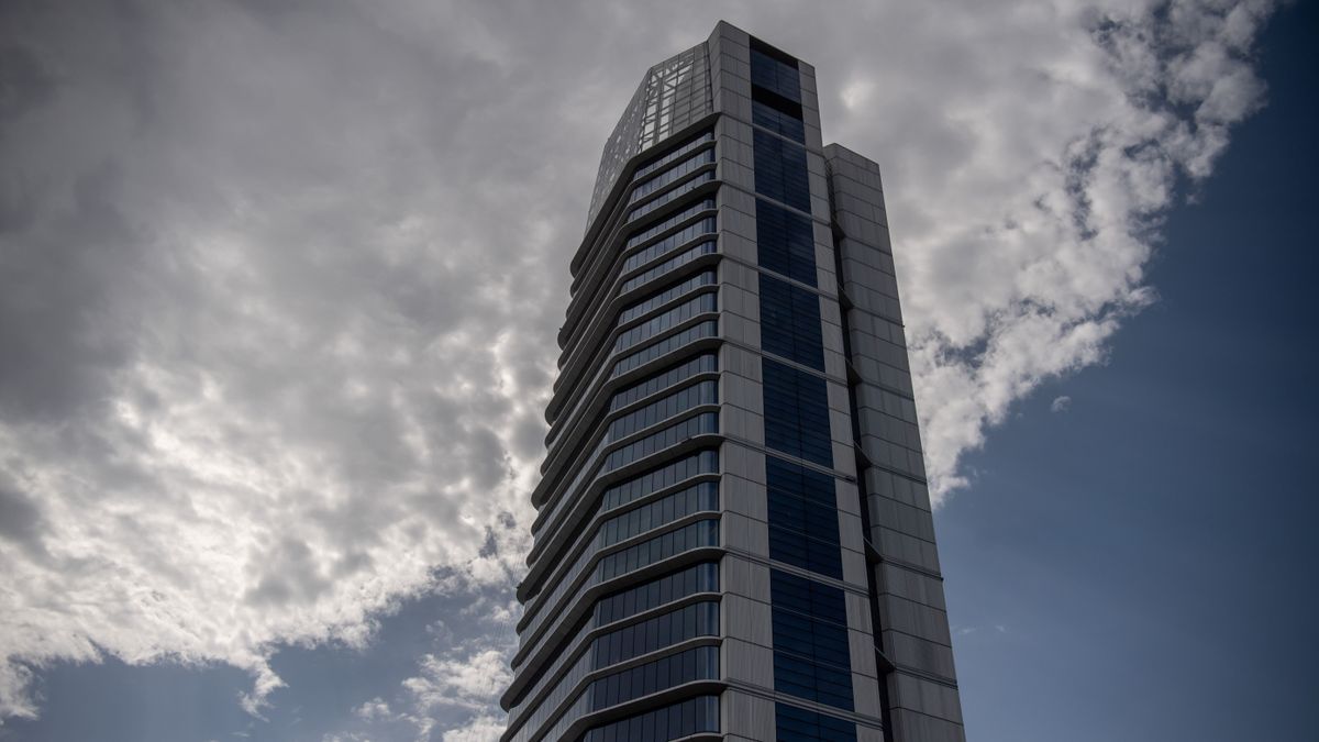 Késeléssel végződött a születésnapi buli a MOL Campus éttermében