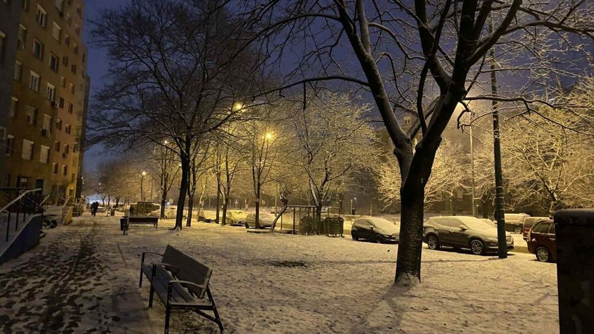 Havazással indult a nap, fehérbe borult a táj + videó