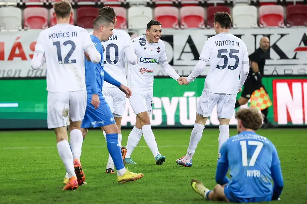 A Nyíregyházától elszenvedett 4-0-s vereséggel fenékre ült a Kazincbarcika. Kuttor Attila szerint újabb kivégzés történt