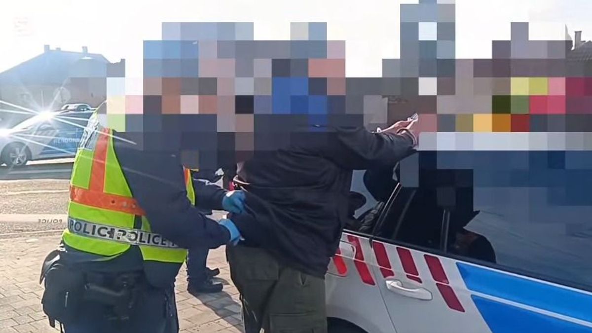 Videón mutatjuk a férfit, aki rálőtt a nagyteveli polgármesterre, Orbán Sándorra