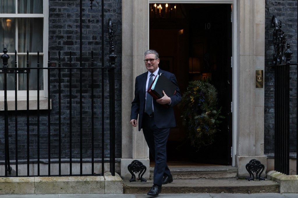 A brit miniszterelnök, Sir Keir Starmer csalódottságának adott hangot, de nem mond le, és felveszi a harcot (Fotó: AFP)