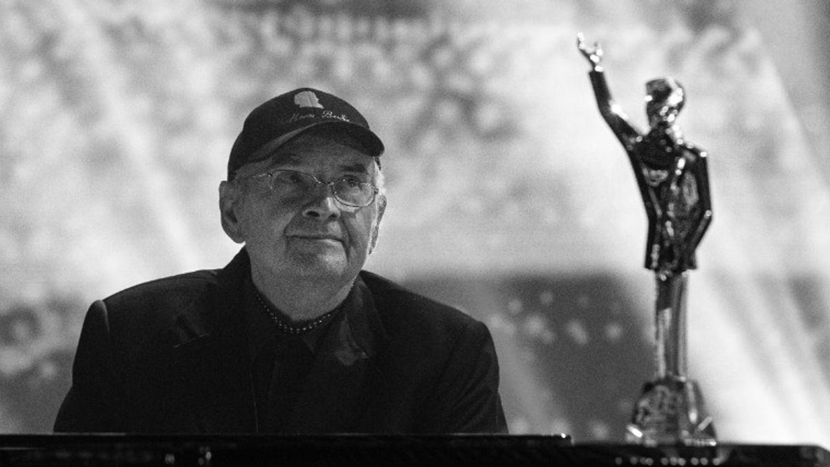 Március 15-én adják át először a Szakcsi Lakatos Béla-díjat