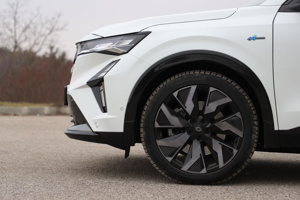 Renault Rafale PHEV teszt