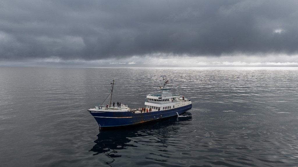 SVALBARD AND JAN MAYEN - JULY 26: A view of the vessel that the 5th National Arctic Scientific Research Expedition is carried out, near Svalbard and Jan Mayen on July 26, 2025. Turkiye continues to maintain its scientific presence in the polar regions. Under the auspices of the Turkish Presidency, under the responsibility of the Ministry of Industry and Technology, and coordinated by the TUBITAK MAM Polar Research Institute (KARE), Turkish scientists carried out 19 scientific projects in various disciplines on Svalbard Island and its surroundings as part of the 5th National Arctic Scientific Research Expedition. Sebnem Coskun / Anadolu (Photo by Sebnem Coskun / Anadolu via AFP)