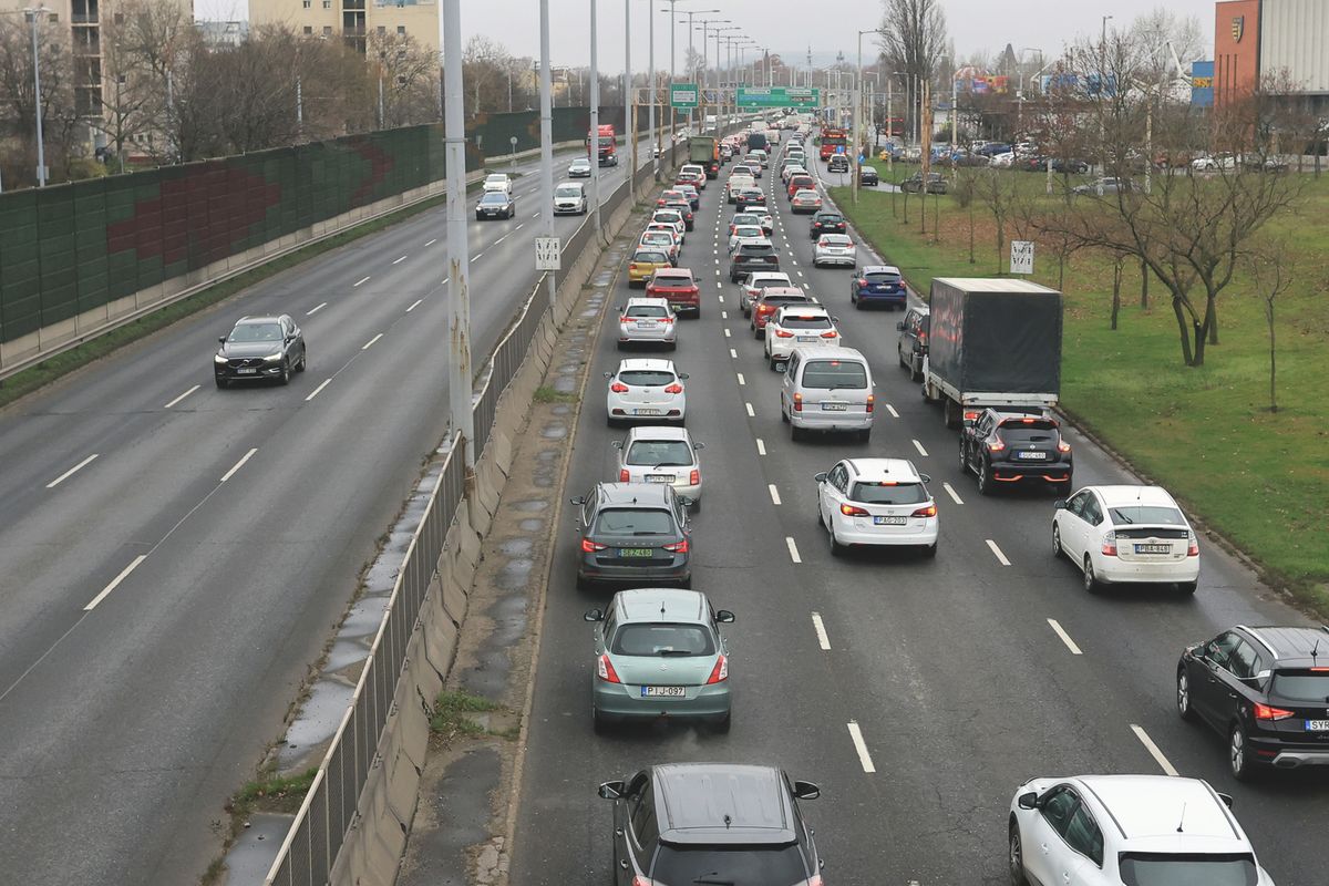 20251222 Budapest
Forgalom az M3-as autópályán
fotó: Havran Zoltán (HZ)
MW