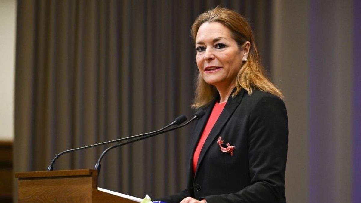 Vitályos Eszter: Sokan vagyunk, akik legszívesebben egy életre börtönbe küldenénk őket!