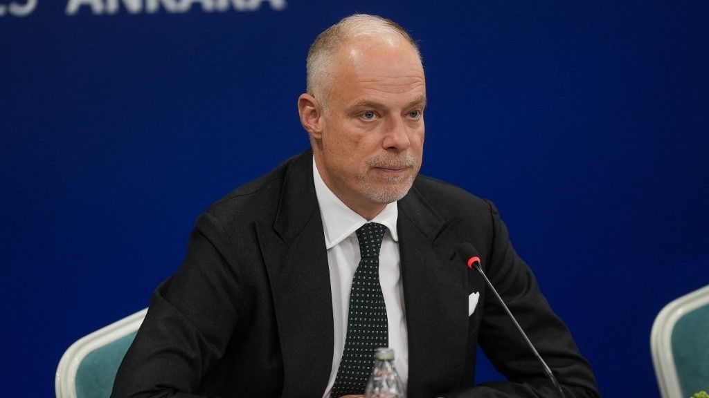 A honvédelmi miniszter szerint Ukrajna tovább feszítheti a húrt