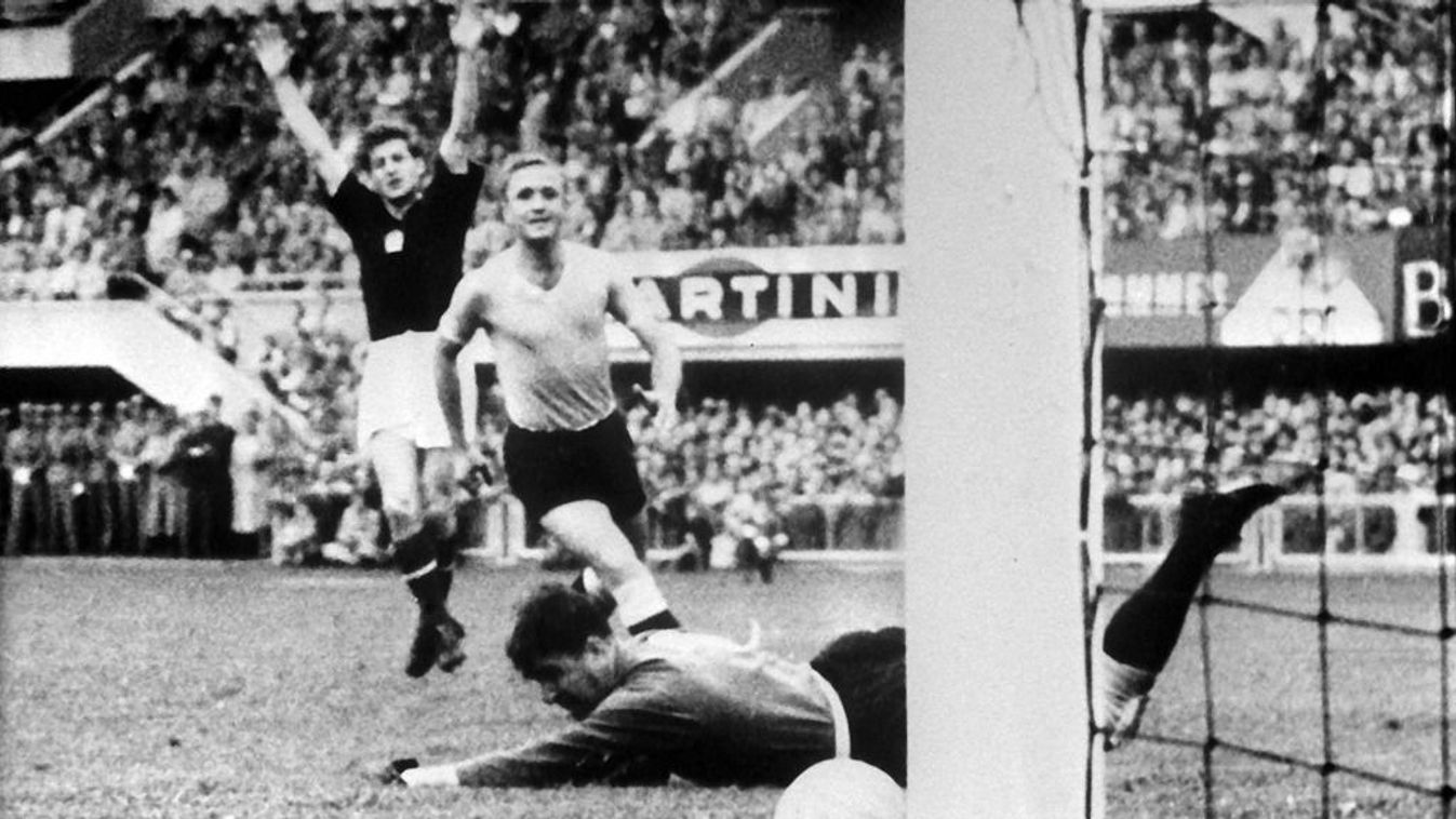 Czibor Zoltán gólöröme 1954-ben az Uruguay elleni vb-elődöntőben