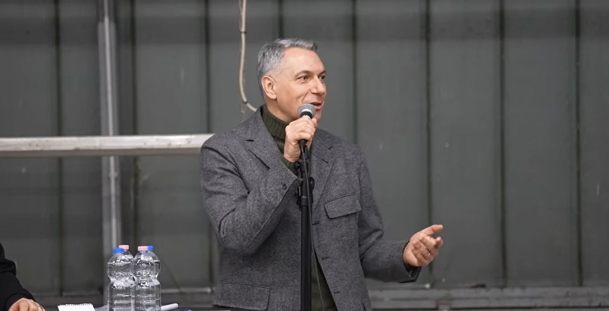 Lázár János Pusztaszabolcson (Forrás: Youtube)