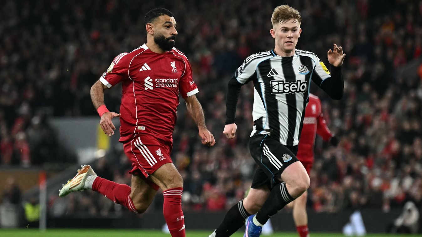 Mohamed Szalahnak (balra) nem volt jó meccse a Newcastle United ellen, de így is rekordokat döntött