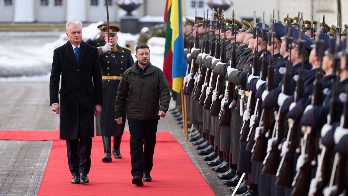 Zelenszkijnek előnyösebb elveszíteni a háborút, mint békét kötni