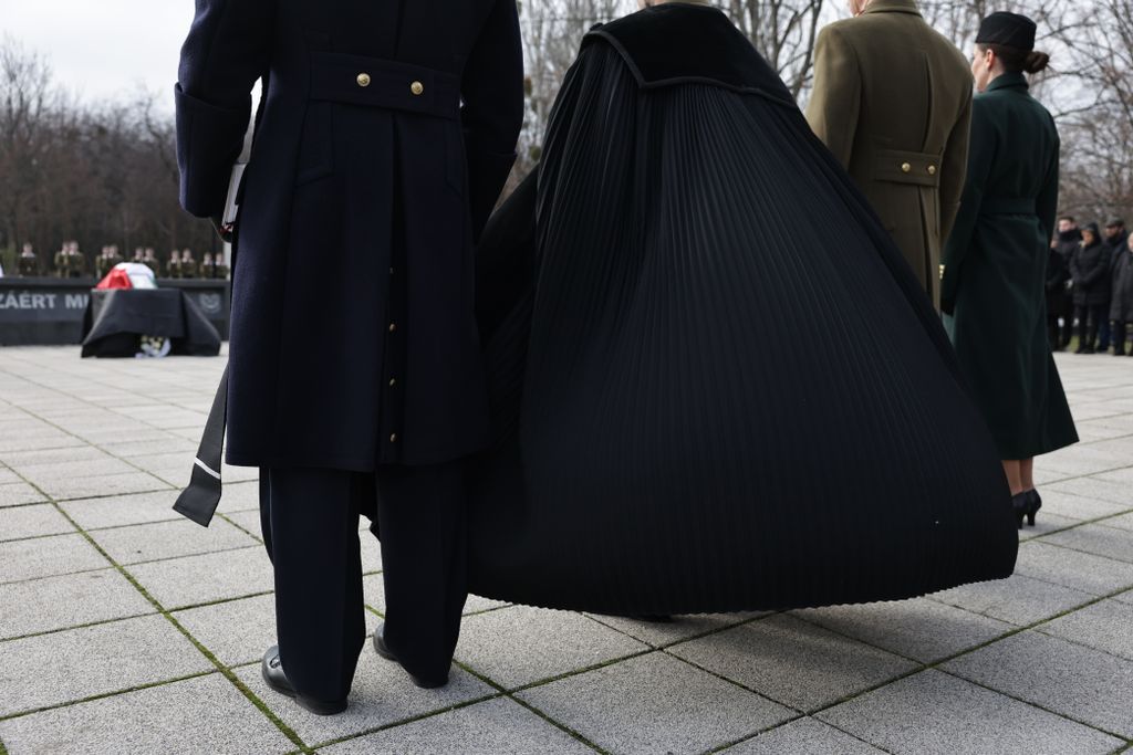 hősi halott magyar katona újratemetési szertartása Fiumei úti sírkert 