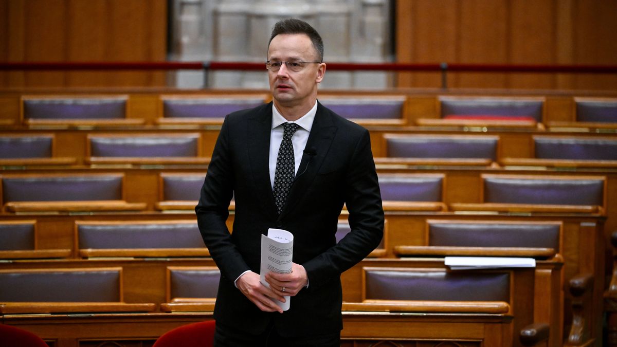 Szijjártó Péter: Magyarország érdeke, hogy soha ne tartozzon egy integrációba Ukrajnával