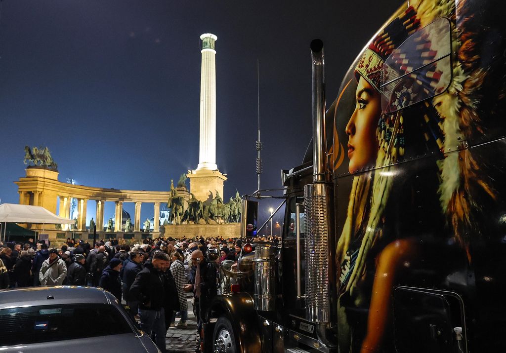 Fenyő Miklós megemlékezés Hősök tere