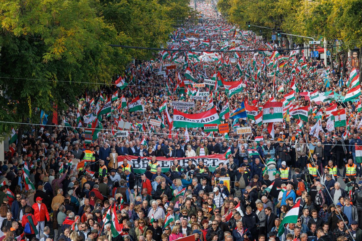 20251023 Budapest

A Békemenet úton a Kossuth tér felé.

Fotó: Hatlaczki Balázs (HB)
MW
