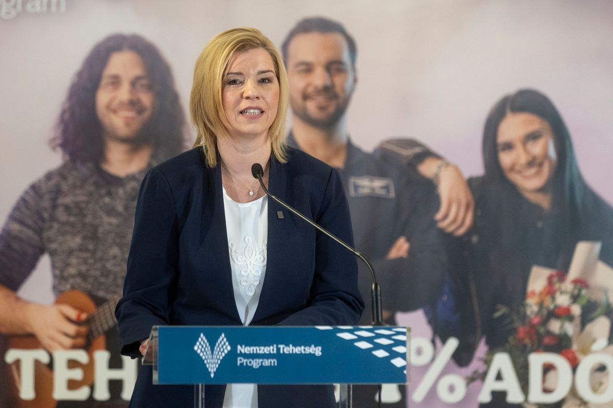 Budapest, 2026. február 19.
Varga-Bajusz Veronika, a Kulturális és Innovációs Minisztériumfelsőoktatásért, szak- és felnőttképzésért, fiatalokért felelős államtitkára beszédet mond a Nemzeti Tehetség Program 2026-os évadának indító sajtóeseményén a Természettudományi Múzeumban 2026. február 19-én.
MTI/Kocsis Zoltán