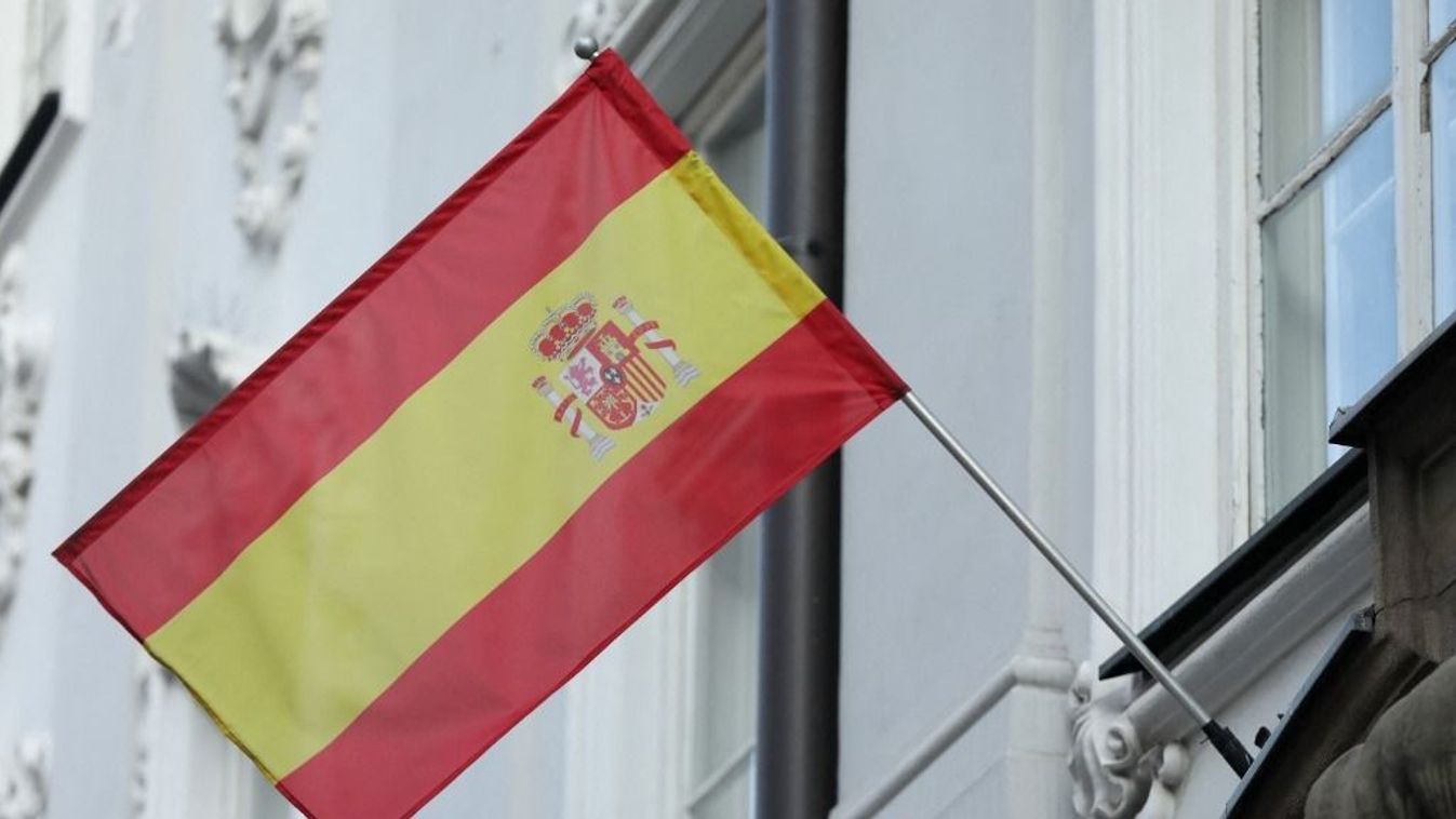 Spanyolország zászlója