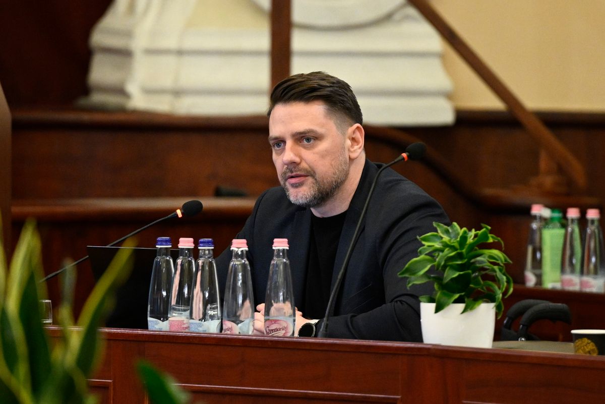 Budapest, 2025. november 26.
Bovier György, a Tisza Párt képviselője felszólal a Fővárosi Közgyűlés ülésén a Városháza dísztermében 2025. november 26-án.
MTI/Bodnár Boglárka