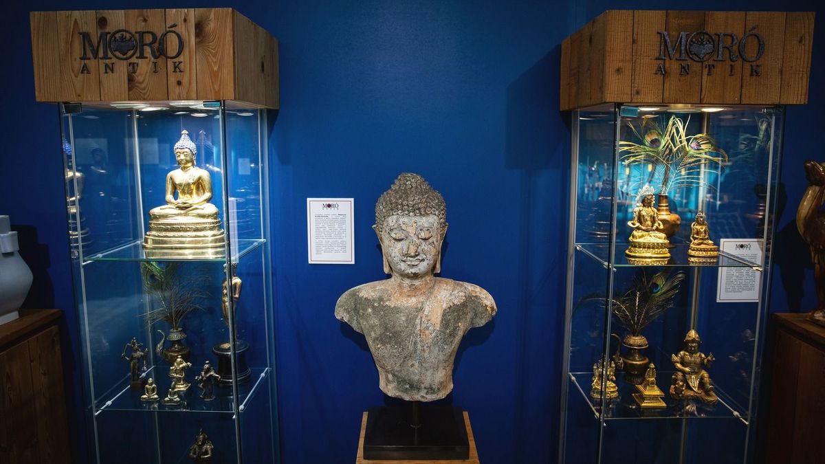 Megnyílt az Art and Antique: ötszáz éves Buddha-szobor és amerikai elnökök kézjegyei között sétálhatunk + galéria