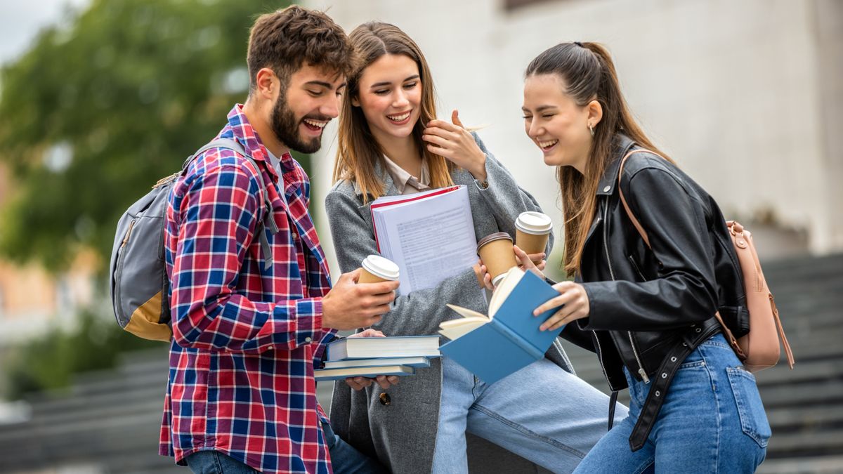 Félmilliárdos ifjúsági program indul