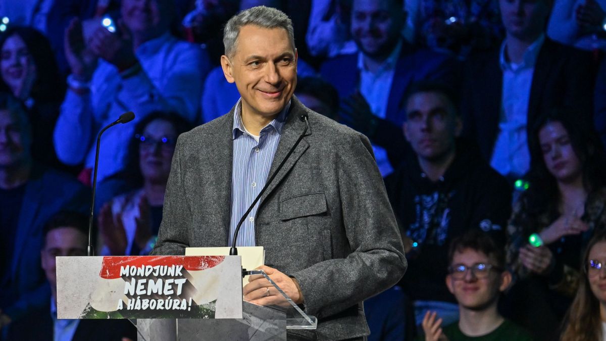 Ha kigyalázkodta magát, nyugodjon le – Lázár János helyretette a fizetett tiszás provkátorokat + videó