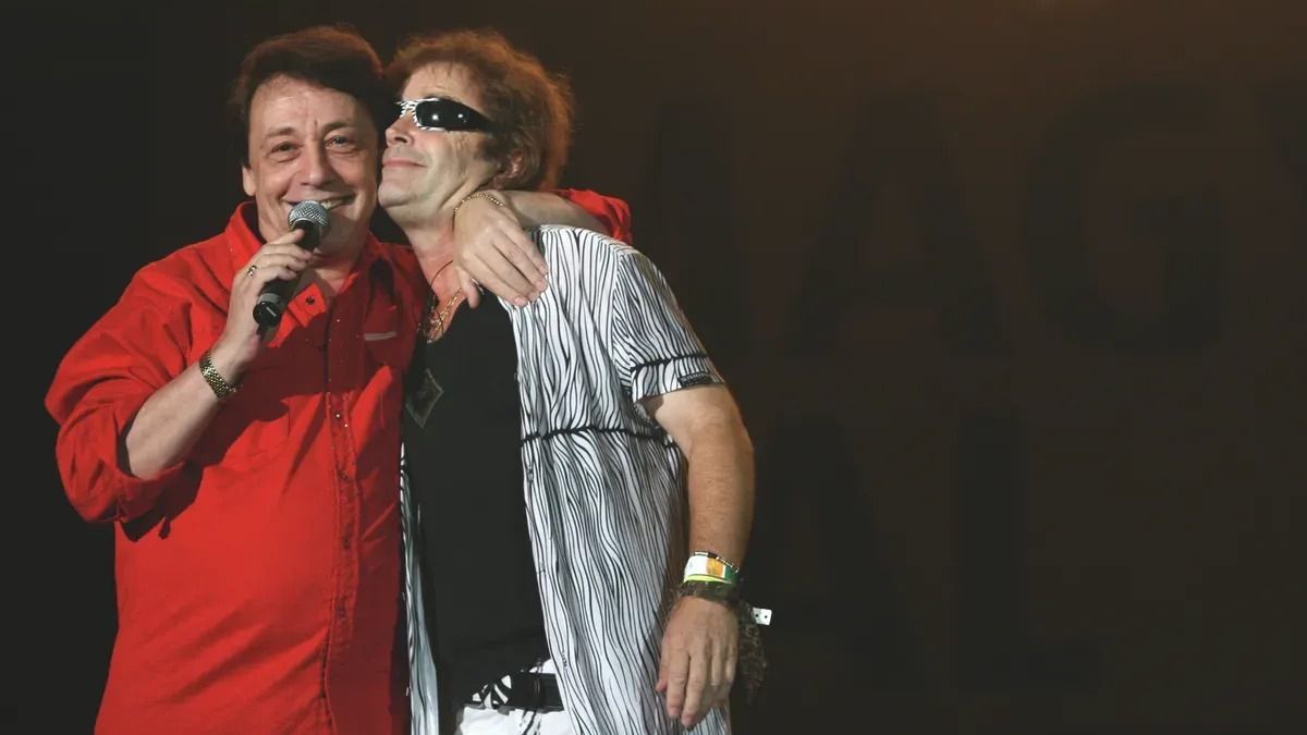 Megható képsorozatot indított Szikora Róbert Fenyő Miklósról