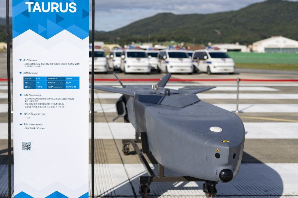 Taurus rakétákat adna az ukránoknak az EPP (Illusztráció, forrás: NurPhoto via AFP)