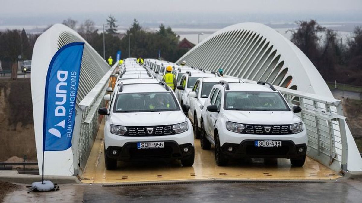 Túl a terheléspróbán az új híd - kérdés, megnyitják-e