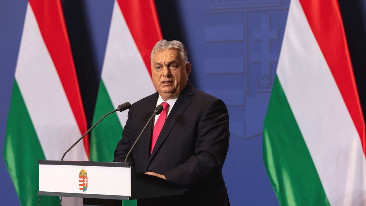 Orbán Viktor: Letoltuk a pályáról a Tiszát + videó