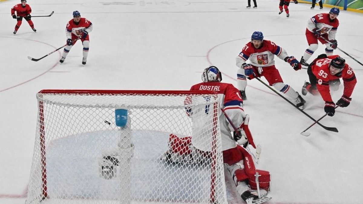Kanada drámai végjátékban bejutott a jégkorongtorna elődöntőjébe, de Crosby megsérült