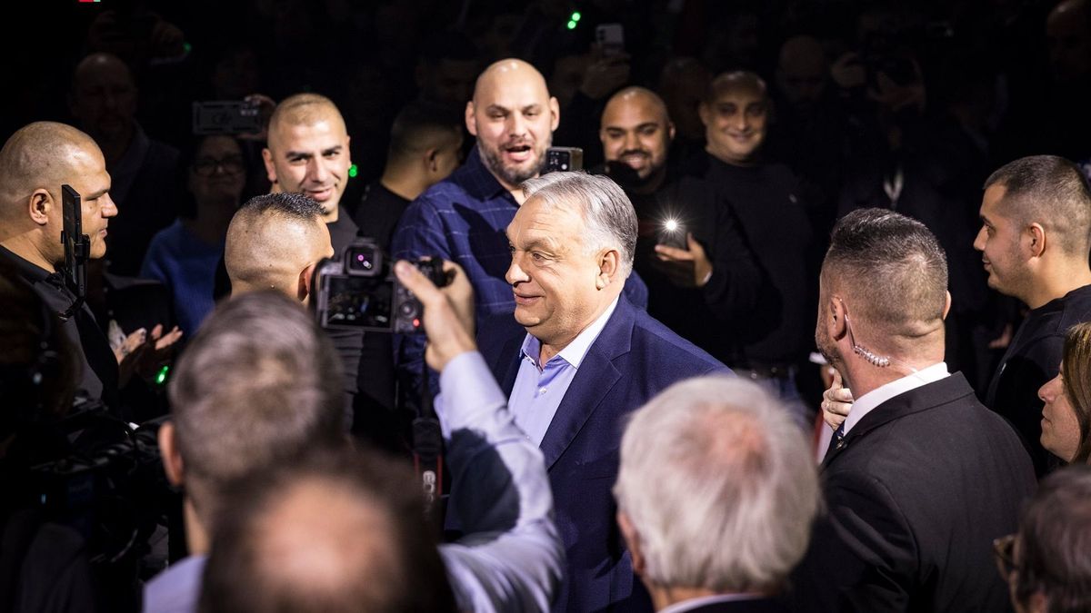 Orbán Viktor: A rezsicsökkentés megmaradásáról is döntünk áprilisban