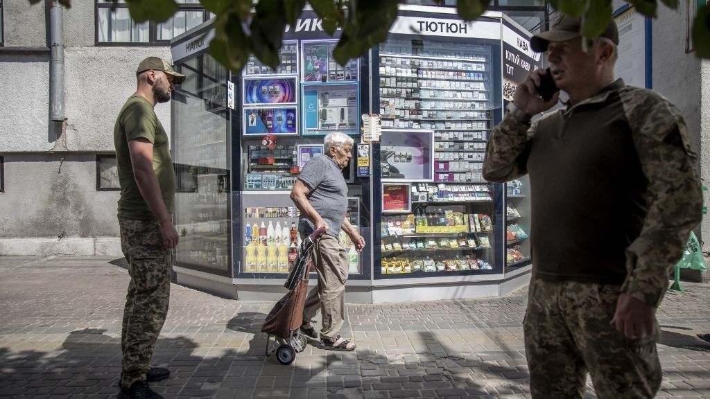 Az ukrán SZBU és TCK emberei egy nagyobb akció keretén belül kutatják fel a sorozás elől bújkálókat