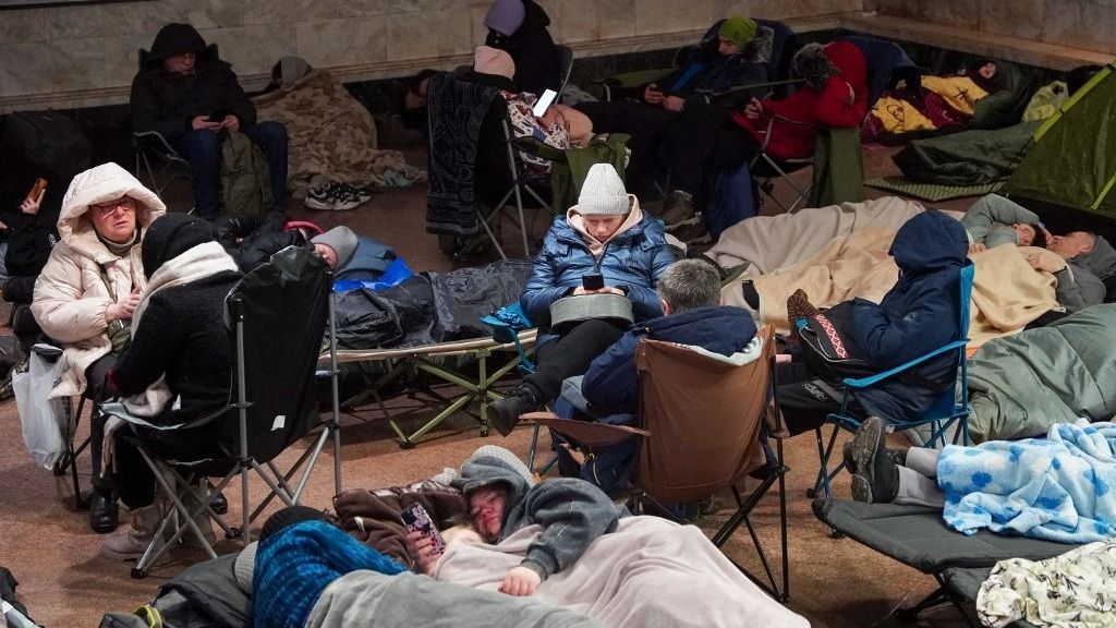 A metró a támadás után nem közlekedett, a föld alatti állomások csak óvóhelyként szolgáltak