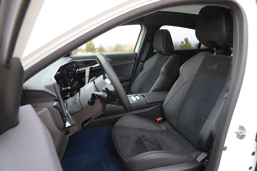 Renault Rafale PHEV teszt