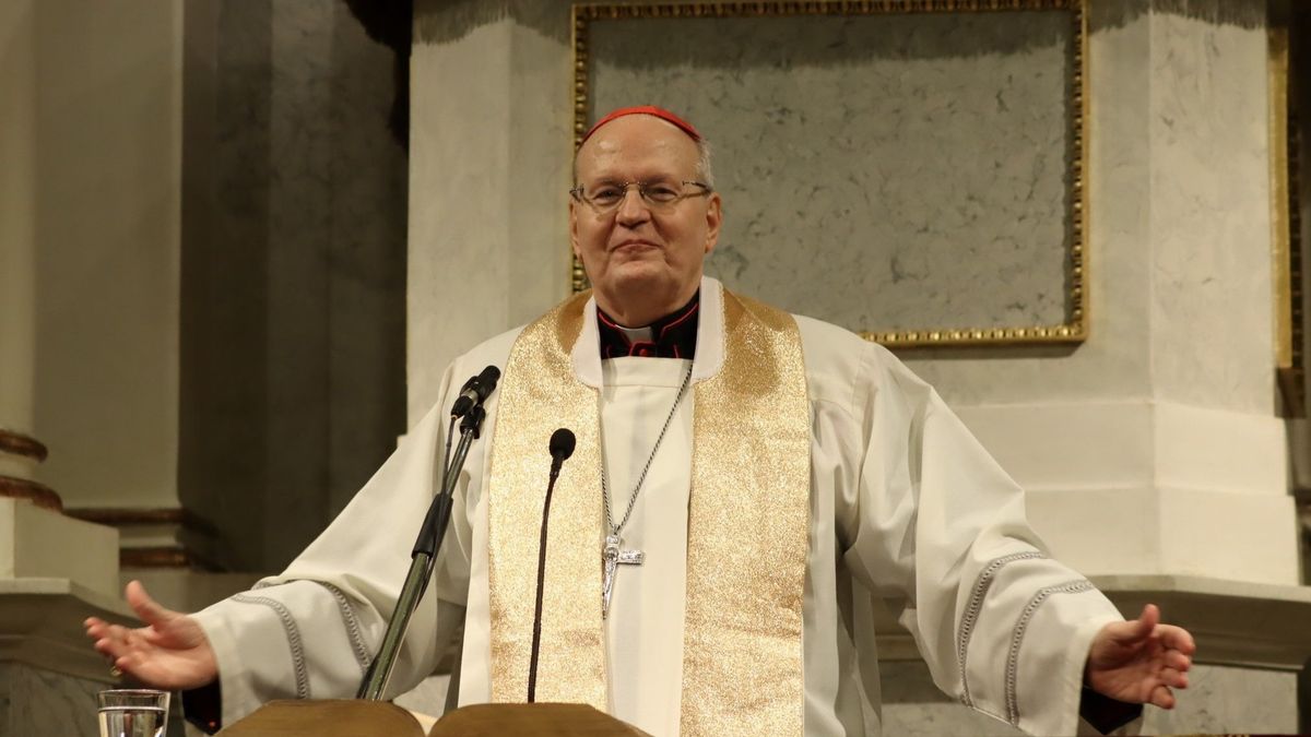 Erdő Péter állapotáról tájékoztatták a híveket, miután a bíborost meg kellett műteni