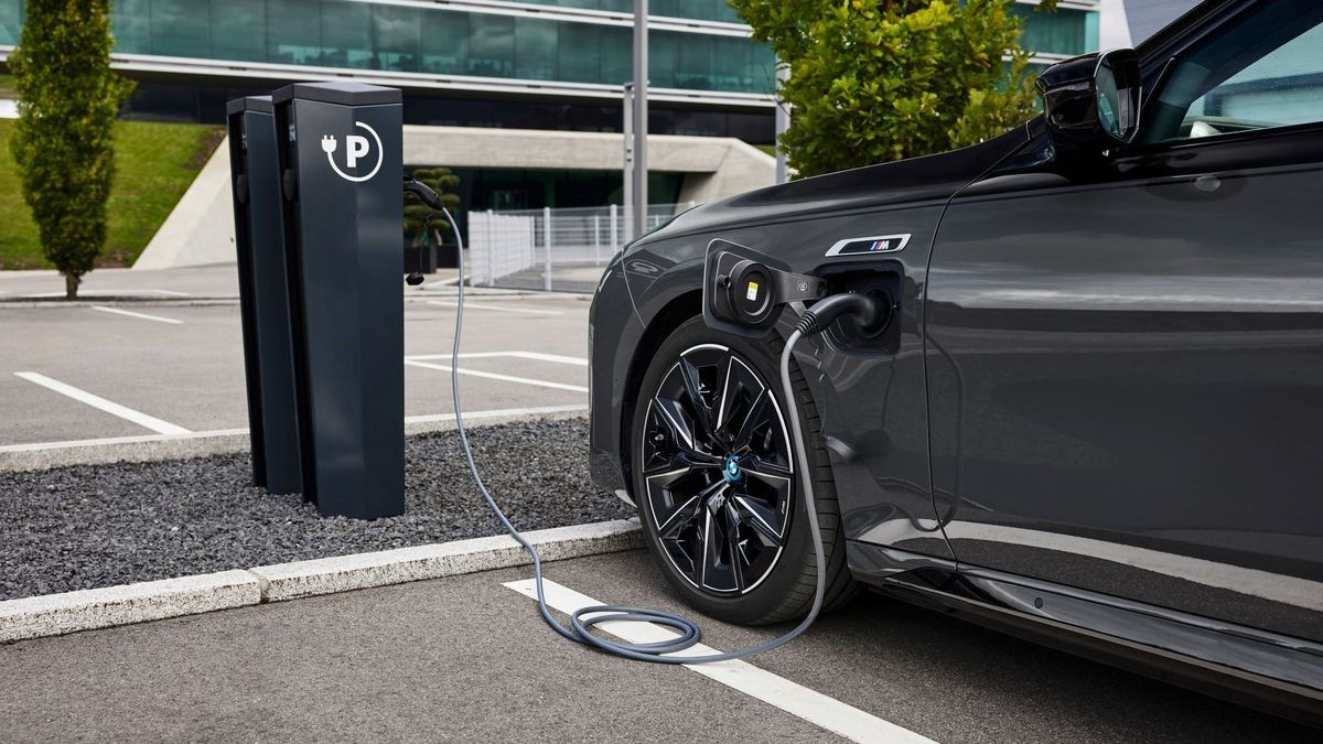 Bebizonyították, hogy átverés a plug-in hibridek a gyári átlagfogyasztása