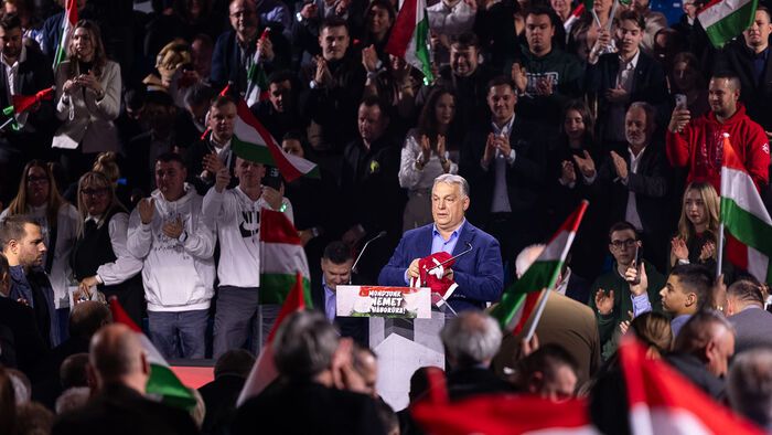 DPK Esztergom
Fidesz kampány
Orbán Viktor