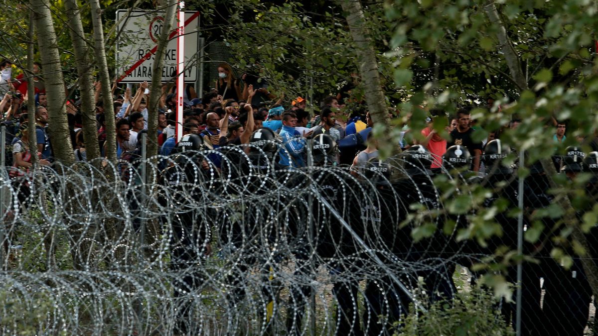 Rétvári Bence: Magyarország továbbra is megvédi az EU külső határát