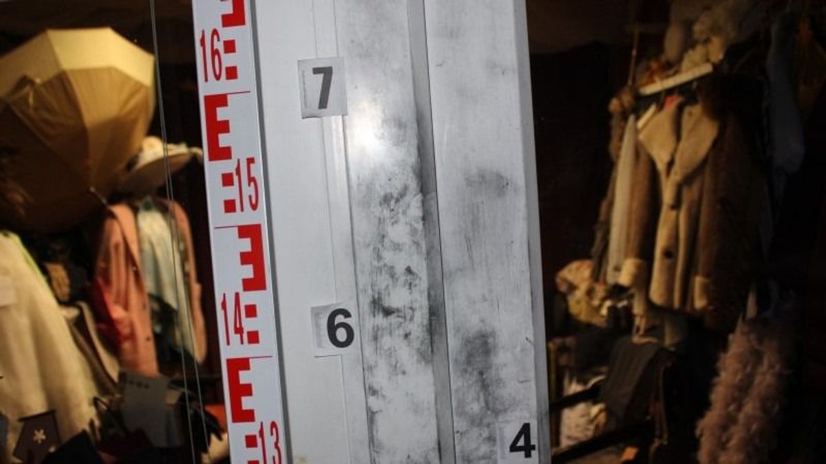 Különös módot talált a borsodi férfi arra, hogy kirabolja a ruhaboltot, és egyben teljesen megbénítsa az ott dolgozó nőt