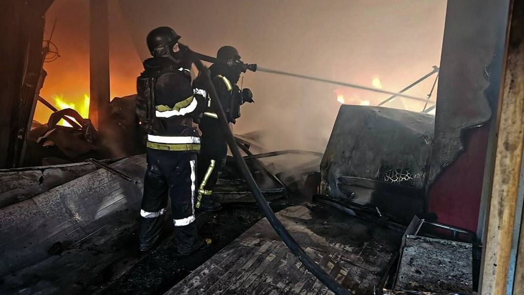 Az ukrán katasztrófa védelem időben érkezett az orosz támadást követően, de már késő volt