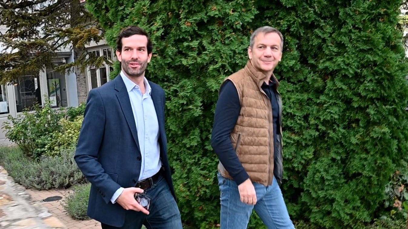 Tisza Párt, kampány, Momentum

Borítókép: Fekete-Győr András és Bajnai Gordon (Fotó: Fazekas Máté)