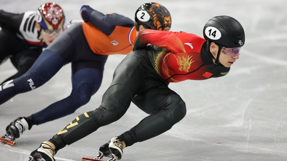 Liu Shaoang mázsás terhet cipelhet, Kínában teljesen más volt az elképzelés