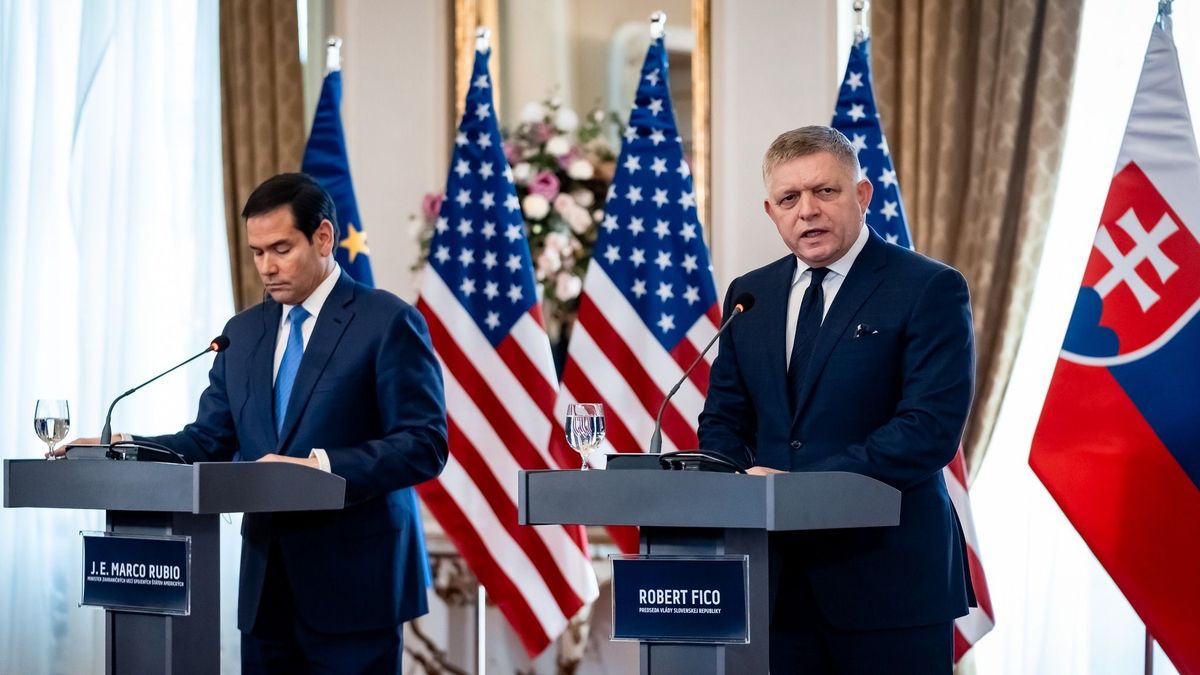 Robert Fico: Ukrajna késlelteti a Barátság kőolajvezeték újraindítását, hogy nyomást gyakoroljon Magyarországra