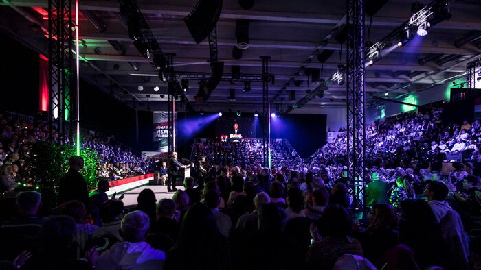 DPK Szombathely
Fidesz kampány
Orbán Viktor