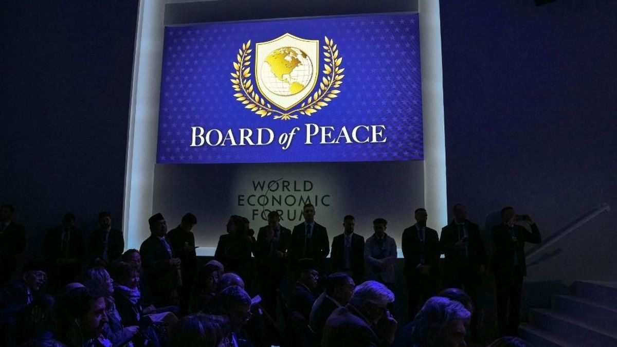 Hamarosan kezdődik a Béketanács ülése, erről születhet döntés